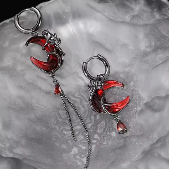 Gothic Red Blood Moon Earrings - Picture 2 of 16